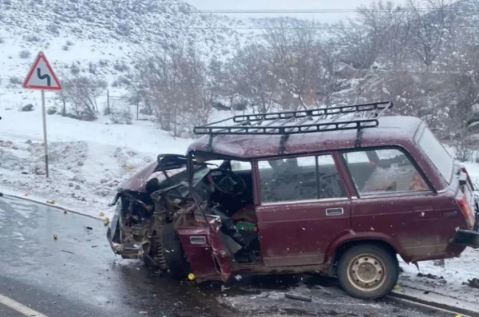ԼՈՒՍԱՆԿԱՐՆԵՐ․ Վթար՝ Արագածոտնում․ կան տուժածներ