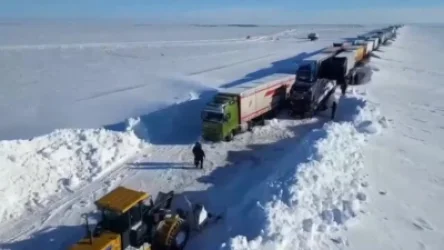 ՏԵՍԱՆՅՈՒԹ. Ղազախատանում ճանապարհներին ավելի քան 5000 ավտոմեքենա է մնացել