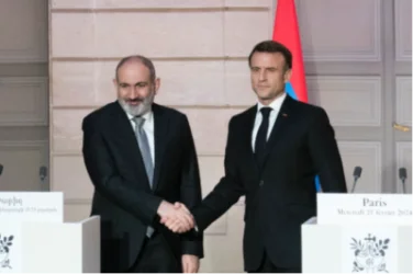 Մակրոնը հայատառ գրառում է կատարել