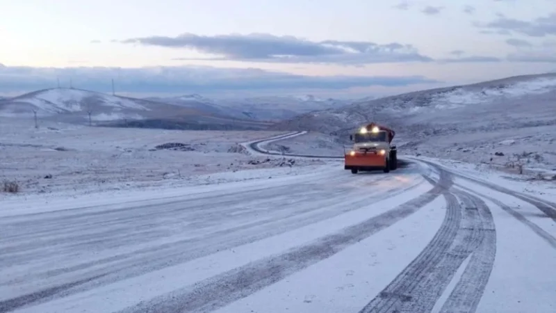 Ժամը 21:00-ի դրությամբ՝ Հանրապետությունում մի շարք ավտոճանապարհներ փակ են կցորդով տրանսպորտային միջոցների համար