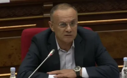 «Էդ քարտեզի մեջ դատարկ եք վերցրել Սևանա լիճը, վստա՞հ եք 4 գյուղերի մասով». «Էդ արդեն "слишком" էլի». Վարչապետի պատասխանը