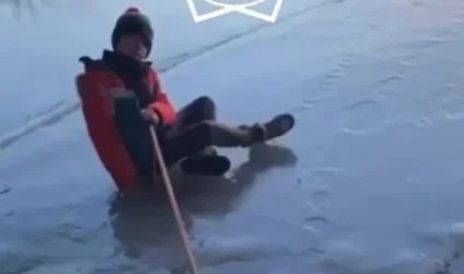 ՏԵՍԱՆՅՈՒԹ․ Ղազախտանում սառույցը պոկվել է, երբ երեխաները խաղում էին դրա վրա․ նրանց փրկել են