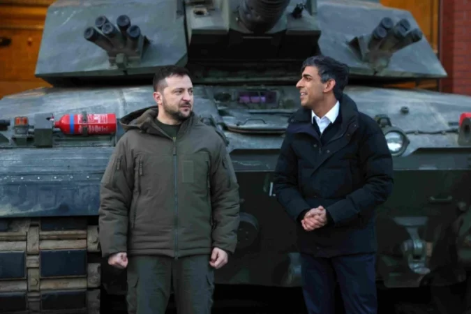 Բրիտանիան Ուկրաինային է փոխանցել իր Challenger 2 տանկերը՝ առանց լրացուցիչ զրահատեխնիկայի