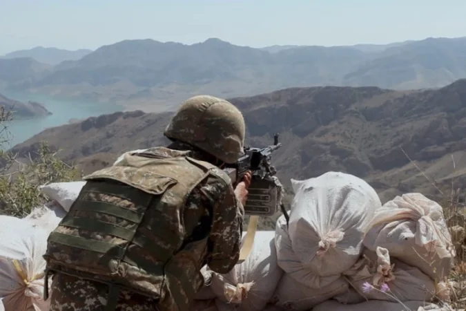 Ադրբեջանի ԶՈւ-ն կրակ է բացել հայկական դիրքերի ուղղությամբ. ՀՀ ՊՆ