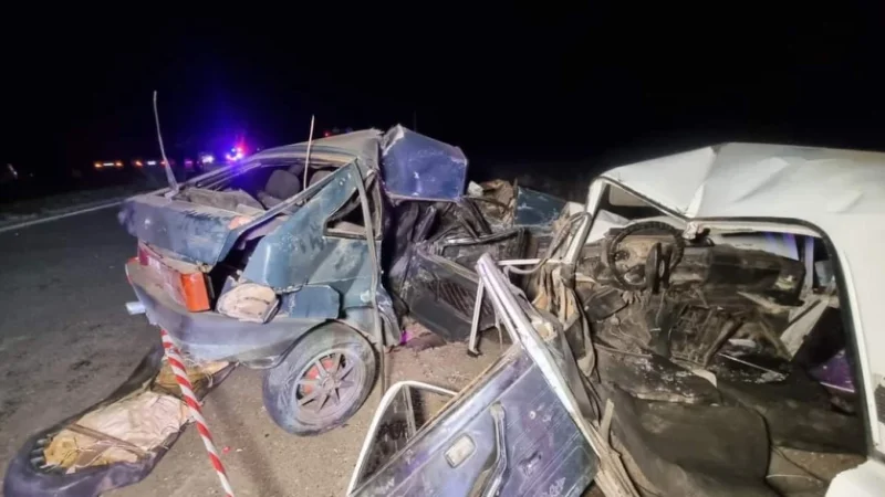 ԼՈՒՍԱՆԿԱՐՆԵՐ. 3զոհ, 2 վիրավոր. Խոշոր վթար Արմավիր-Սարդարապատ ճանապարհին