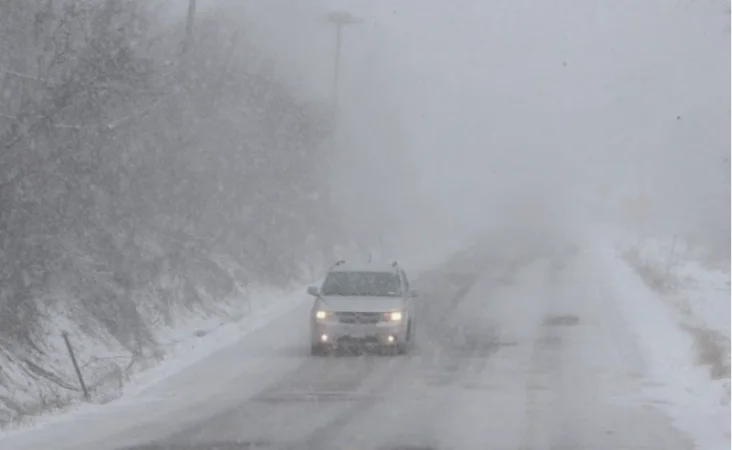 Սաստիկ բքի պատճառով որոշ ճանապարհներ դժվարանցանելի են