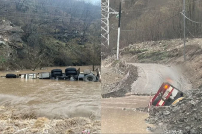 Օկուպացված Քարվաճառում բեռնատարն ընկել է գետը. կան զոհեր, մեկի դին գետը  քշել, տարել է