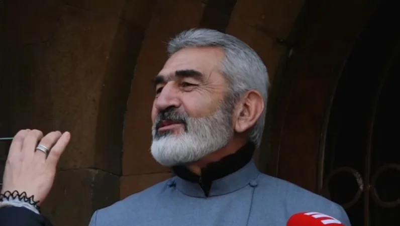 Խաչիկ գյուղի պատարագից առաջ հանդիպել եմ Վեհափառին․ Աբրահամ Սրբազան