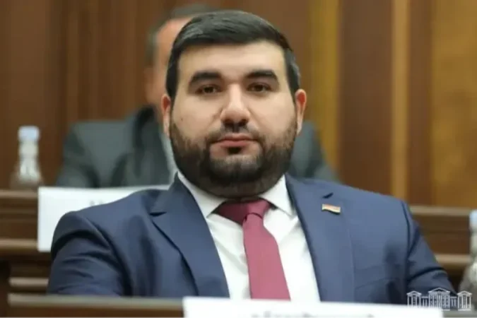 Ինչո՞վ են խանգարում ուժային կառույցները, ինչ-որ ենթամշակույթ կրո՞ղ եք. Ալեքսանյան