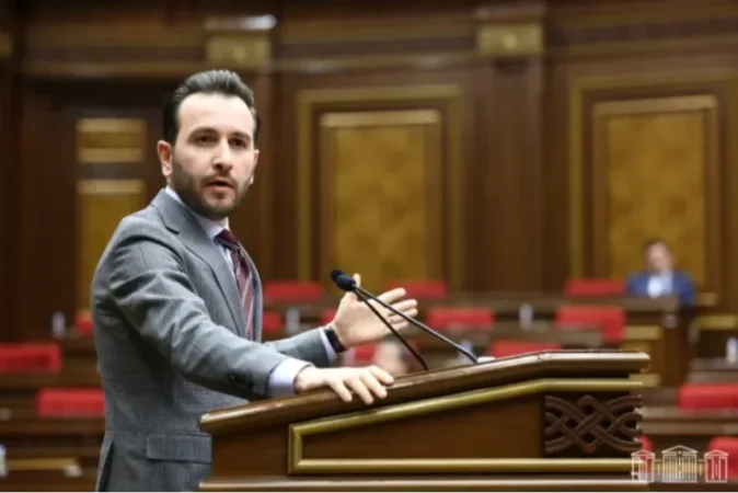 Գնել եմ շուկայական արժեքին համապատասխան․ Կոնջորյանը՝ առանձնատուն գնելու մասին