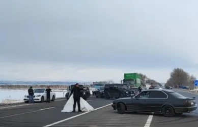 Հարսանիքի ժամանակ «դրիֆթ» կատարած տղամարդիկ ձերբակալվել են. մանրամասներ