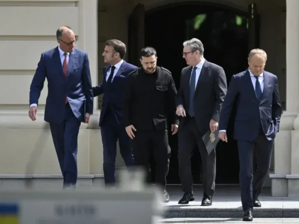 Զելենսկին ժամանել է Փարիզ. կկայանա «Կամավորների կոալիցիայի» փակ նիստը