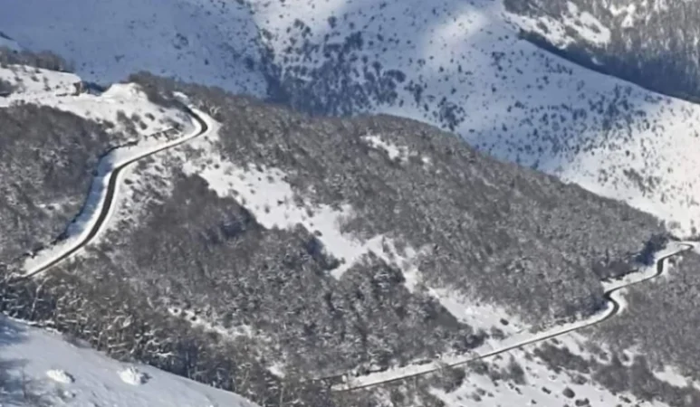 Ջերմուկի խաչմերուկից մինչև Կապան և Քաջարան-Մեղրի ճանապարհները փակ են կցորդով տրանսպորտային միջոցների համար