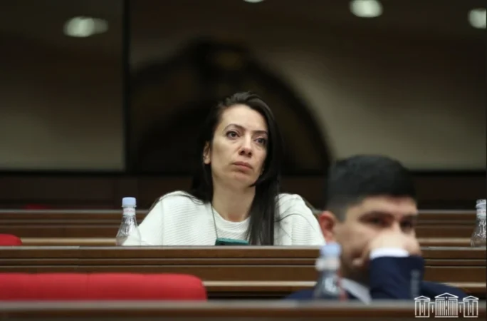 Քրիստինե Պողոսյանը՝ եղբոր մատուռների վերաբերյալ աղմկահարույց գրառման մասին