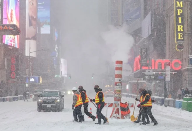 Նյու Յորքի քաղաքապետը արտակարգ դրություն է հայտարարել ձնաբքի պատճառով