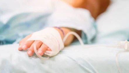 Ընդեղ երեխա չկա, երեխայի թևերը ջարդած, ոտքերը ջարդած․ 1 ամյա երեխայի տատիկը նոր մանրամասներ է պատմում