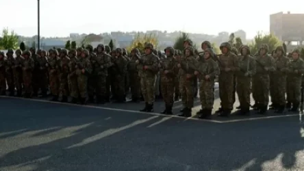 Ոստիկանության զորքերի հերթափոխը մեկնեց սահման