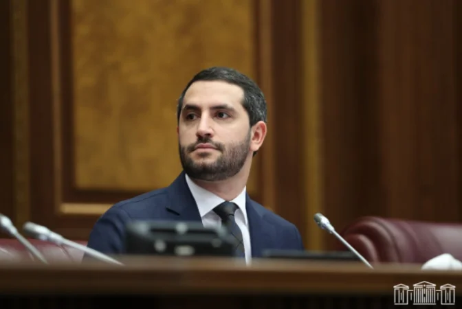 Գրազ եմ գալիս 1 միլիարդ դոլարի վրա. Ռուբինյանը` Նարեկ Կարապետյանին