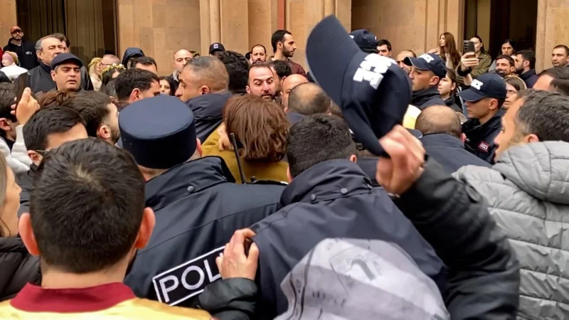 Երկվորյակ եղբայրների հարազատները նամակ են գրել Հայաստանի պետական մարմիններին