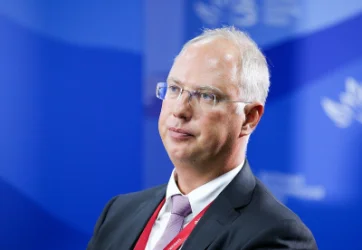 Դմիտրիևը կոչով դիմել է ԵՄ-ին և Մեծ Բրիտանիային