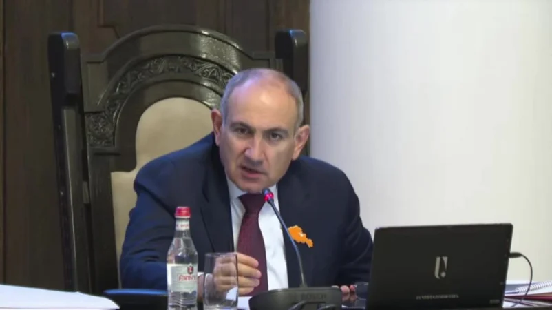 ՏԵՍԱՆՅՈՒԹ. Նարդի կամ բլոտ խաղալիս լինեն, չասեն հավքավենք 1ՄՎտանոց կուտակիչ դնենք. Փաշինյան 