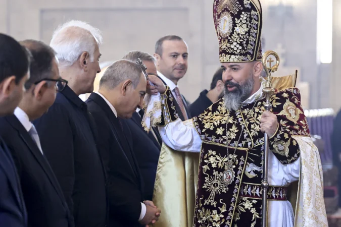 ՏԵՍԱՆՅՈՒԹ. Փաշինյանը մասնակցել է Սուրբ Հարության պատարագին