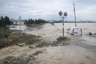 ՏԵՍԱՆՅՈՒԹ․ Ադրբեջանում ջրհեղեղ է․ ավերածություններ կան