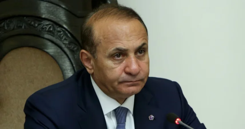 1 մլրդ 100 մլն դրամի գույքի բռնագանձման հայց՝ Հովիկ Աբրահամյանի հարազատների դեմ