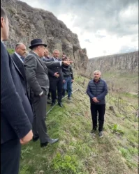 Բերեք ձեր տունը լավ գնով առնենք, տանք ամրոցին. Նիկոլ Փաշինյան