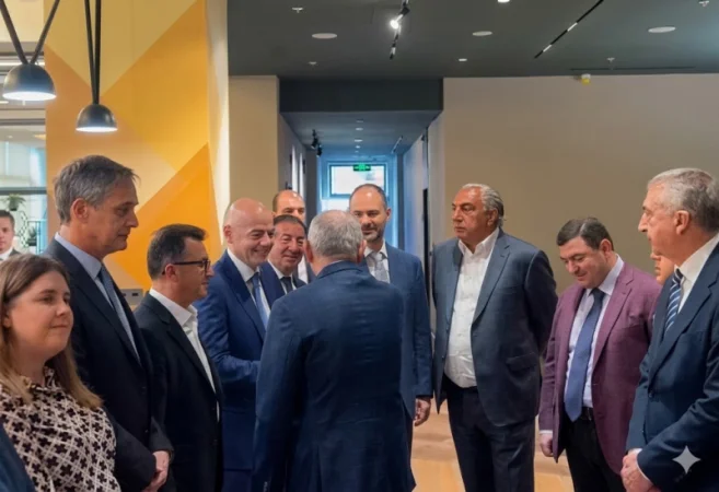 ՏԵՍԱՆՅՈՒԹ. Փաշինյանը հանդիպել է Հայաստանի խոշոր գործատուների ներկայացուցիչների հետ