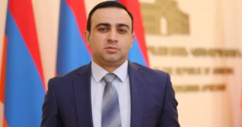 Իրենց ընտրողներին շուն-շանգյալ ու բոշա  են համարում․  Տարոն Չախոյան