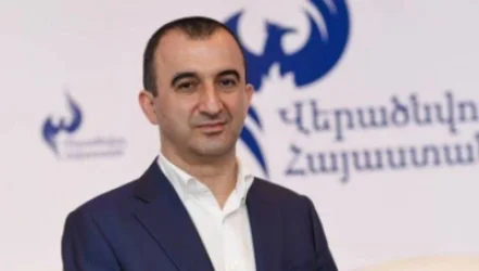 Դատախազությունը պահանջում է Մխիթար Զաքարյանից բռնագանձել 12 անշարժ գույք