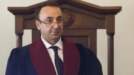 «Ժողովուրդ». Վենետիկի հանձնաժողովի նիստ է եղել. ՀՀ ներկայացուցիչը Հրայր Թովմասյանի մտերիմ ընկերն է