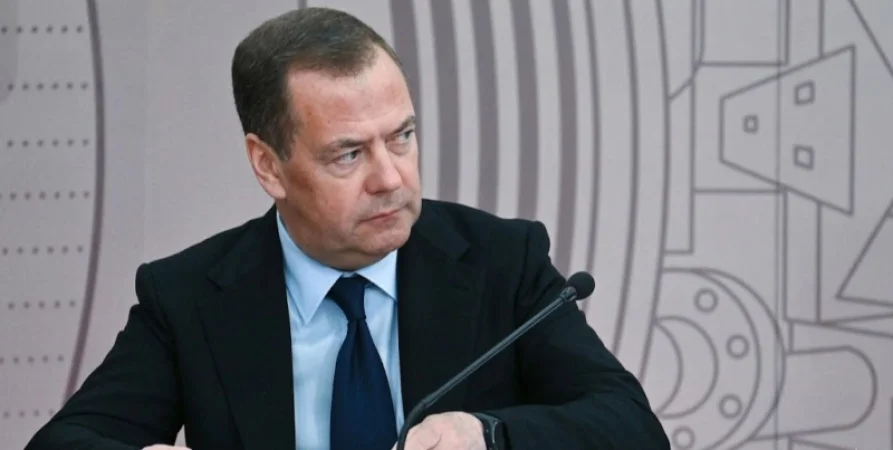 Եվրոպան սոովոր է տիրոջ սեղանից առատորեն ուտելուն. Մեդվեդև