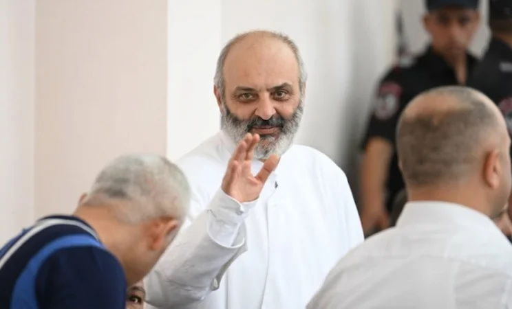 Վաղը կքննարկվի Բագրատ Սրբազանի խափանման միջոցի փոփոխության հարցը