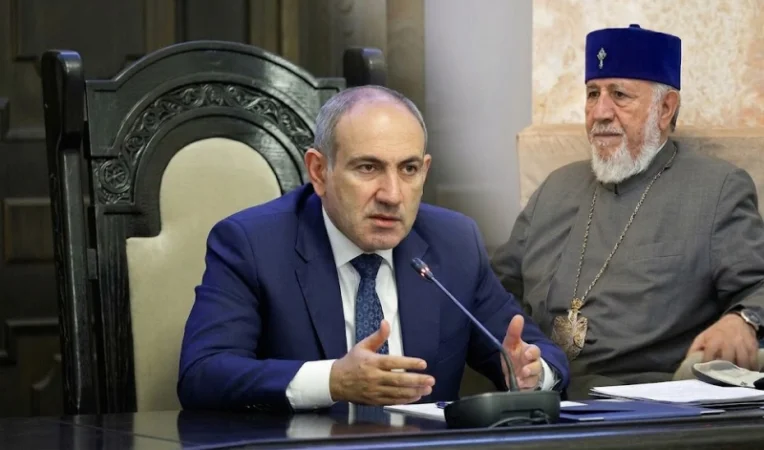 Նրա համար է, որ Կտրիճ Ներսիսյանի զարմիկները G դասի Mercedes-ով պտտվեն, թե՞ եկեղեցու կարիքների. վարչապետ