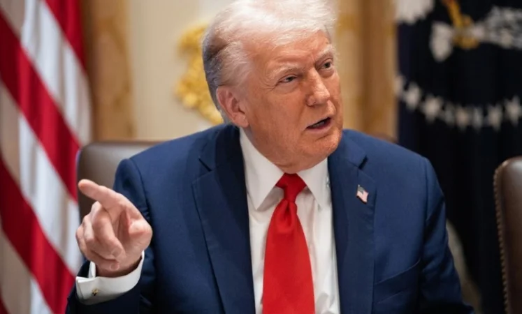 Հրաման եմ տվել կրակ բացել ցանկացած նավի վրա. Թրամփ