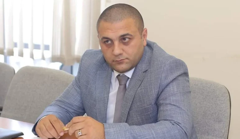 Պատերազմի եռագլուխ կուսակցության ներկայացուցիչները իրենց տեղը չեն գտնում․ Կարեն Սարուխանյան