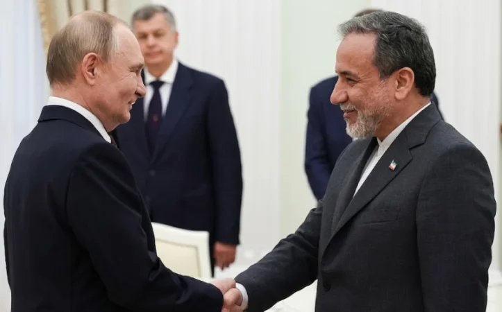 Աբաս Արաղչին կհանդիպի Պուտինի հետ