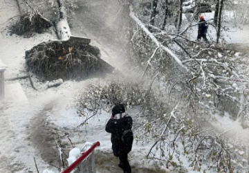 ՏԵՍԱՆՅՈՒԹ. Մոսկվայում առատ ձյունը մեծ վնասներ է հասցրել