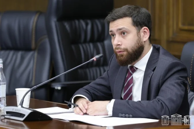 Հայաստանի հյուսիսն ու հարավը կարող են կապվել Նախիջևանի երկաթուղով. Կոստանյան