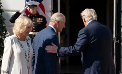 ՏԵՍԱՆՅՈՒԹ. Դոնալդ Թրամփը խախտել է թագավորական արարողակարգը