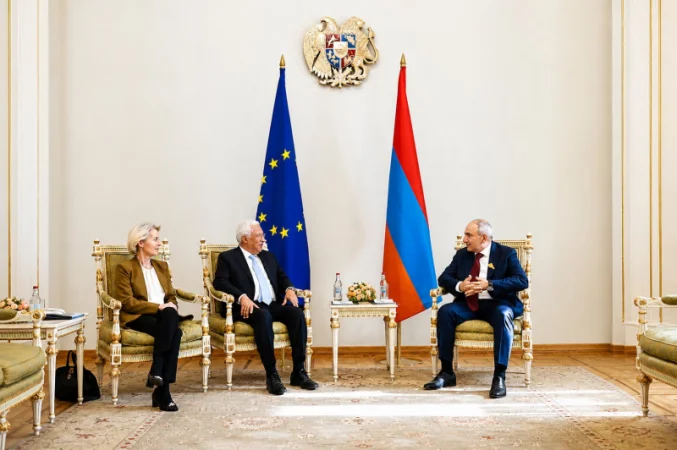 13:00 Լուրերը մեկ տողով. Փաշինյանը ԵՄ անդամակցության մասին, ադրբեջանցի փորձագետները Երևանում