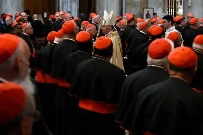 Նոր Հռոմի պապի ընտրության արարողությունը սկսվեց. ընտրությունը կլինի գաղտնի