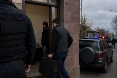 12:00 Новости в одной строке. Действия правоохранителей в Шираке, политические скандалы. Острая сводка часа