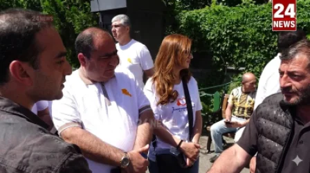 ՏԵՍԱՆՅՈՒԹ․ Բա ասում էիք՝ ասեք, կանենք,. մի հատ «լադոկ» ենք ընկնում, անհասանելի ենք դառնում. քաղաքացին՝ Ավինյանին 