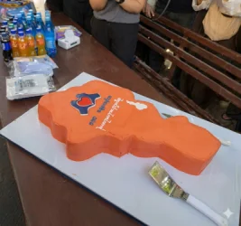 ՏԵՍԱՆՅՈՒԹ. Ուտելու բաները Հայաստանի քարտեզով պետք չի. Փաշիյանը չկտրեց տորթը