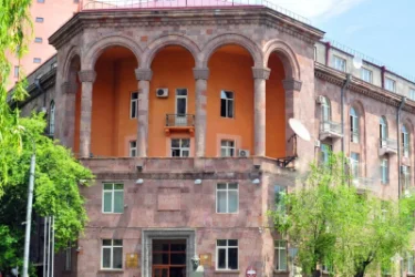 Բրյուսովի անվան լեզվաբանական համալսարանում լարվածությունը չի մարում․ դասախոսները՝ թիրախում. «Ժողովուրդ»