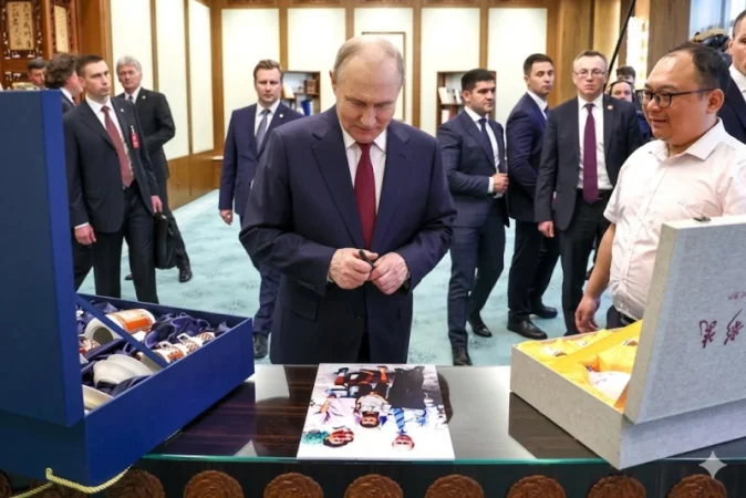 Ինչ յուրահատուկ նվեր է սատացել Պուտինը Չինաստանում
