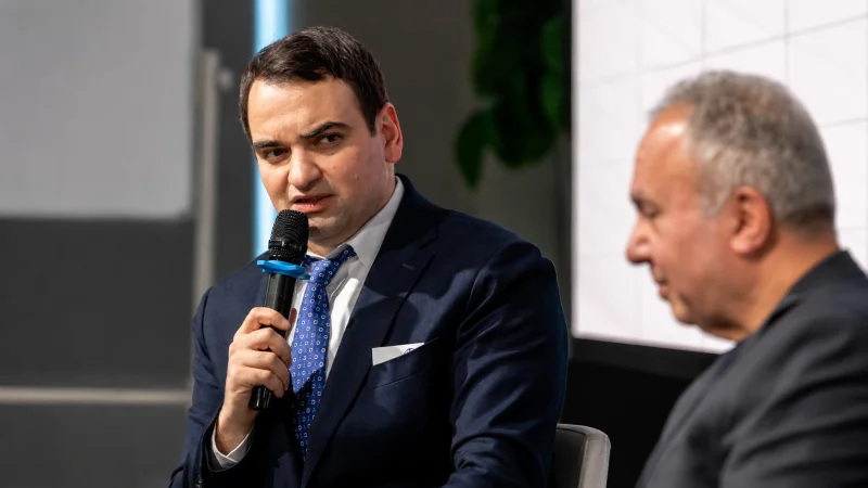 Պահանջում եմ անհապաղ հրապարակել հերքում՝ Նարեկ Կարապետյանի հասցեին հրապարակված զրպարտության համար․ փաստաբան